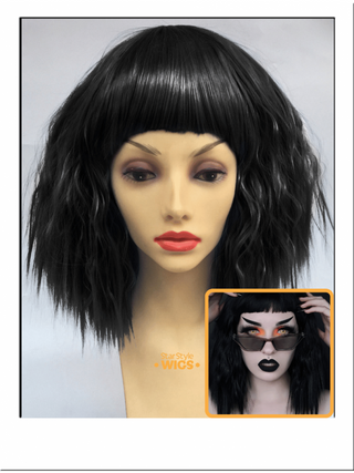 Black Wavy Wig With Blunt Bangs